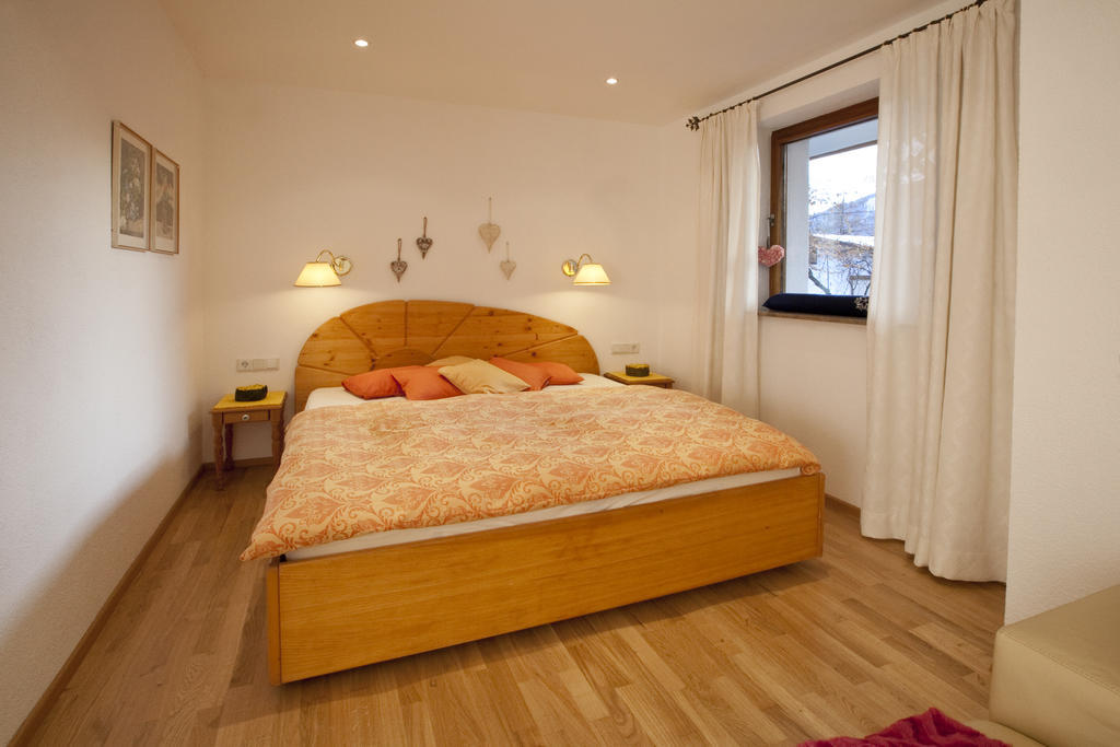 Am Apfelbaum Apartamento Imst Quarto foto